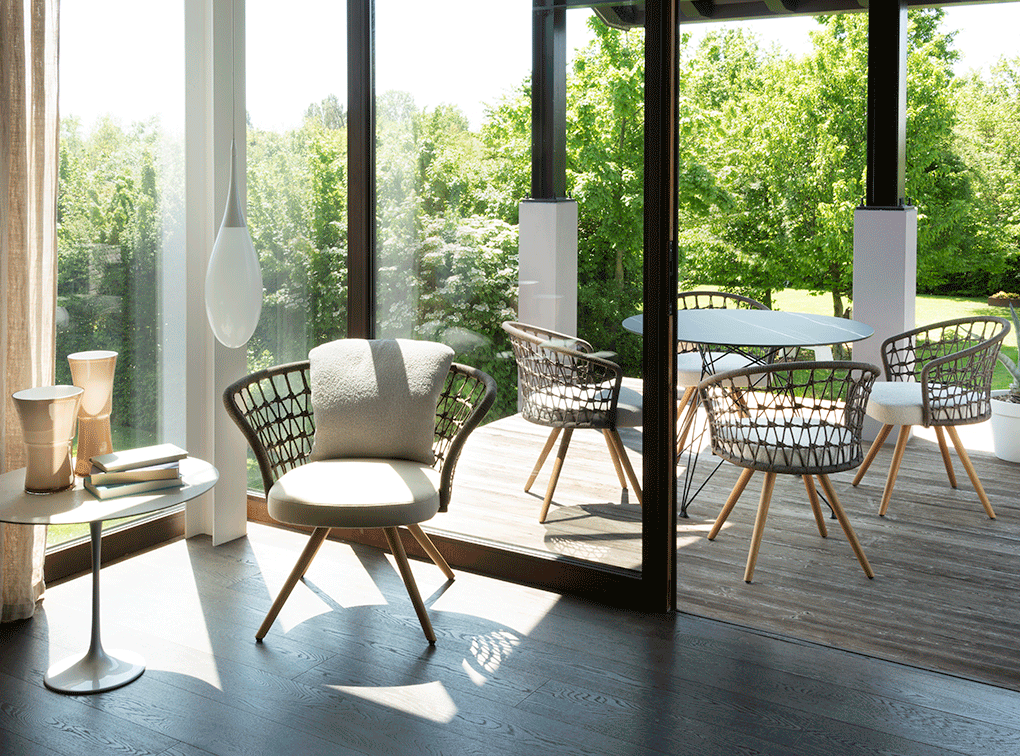 Shells Lounge Outdoor and Shells Chair in the back